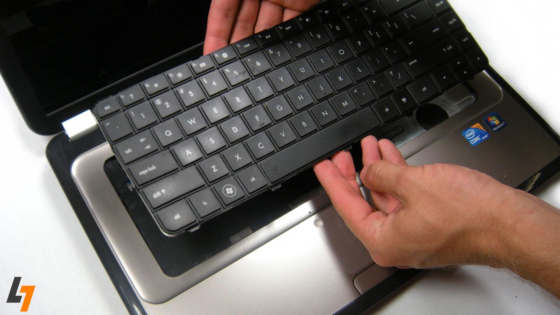 تعویض کیبورد لپ‌تاپ